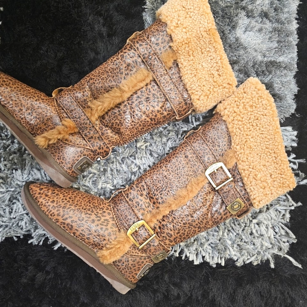 Authentic Australian Lux boots😍